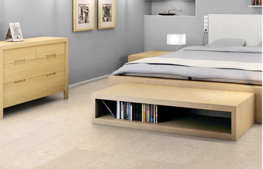 Пробковый пол клеевой Corkstyle Eco Cork Madeira Creme 915×305×6 фото в интерьере
